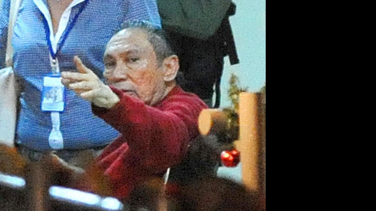 
Noriega, de 81 años, decidió romper un largo silencio y accedió por primera vez a presentarse ante un medio panameño para pedir perdón.
