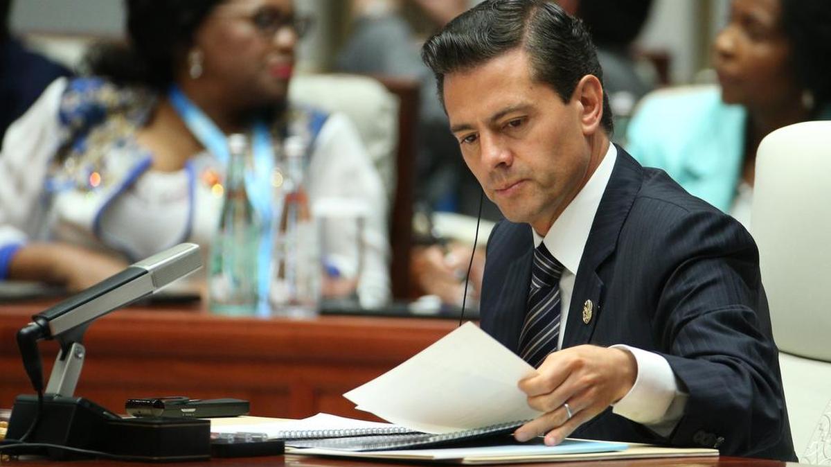 El presidente de México Enrique Peña Nieto asiste al "Diálogo entre países emergentes y países en desarrollo" en el marco de la Cumbre BRICS 2017 en Xiamen, provincia de Fujian (China) el martes 05 de septiembre de 2017.