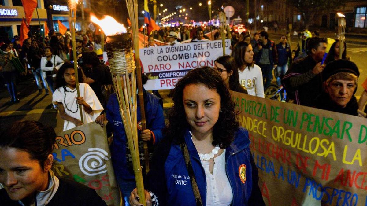 El paro agrario en el suroeste de Colombia cumplía el jueves su décimo día a pesar de un acuerdo entre el gobierno y delegados indígenas para desbloquear una importante vía en el departamento de Cauca.