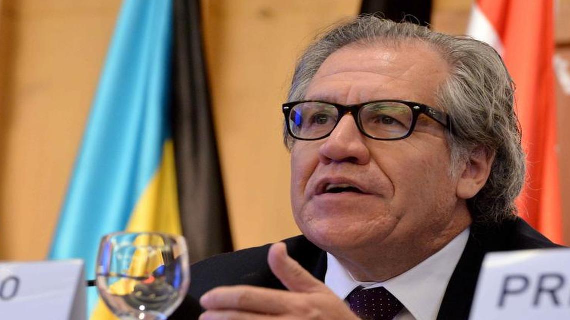 El secretario general de la de la Organización de los Estados Americanos, Luis Almagro, participa de la tercera reunión de ministros y altas autoridades de desarrollo social el 14 de julio de 2016, en Asunción, Paraguay.