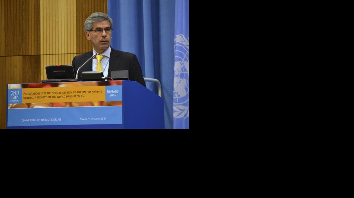
El ministro de Colombia de Justicia, Yesid Reyes Alvarado, pronuncia un discurso ante la 58 Sesión de la Comisión de Estupefacientes de Naciones Unidas el lunes, en la sede de la ONU en Viena. 
