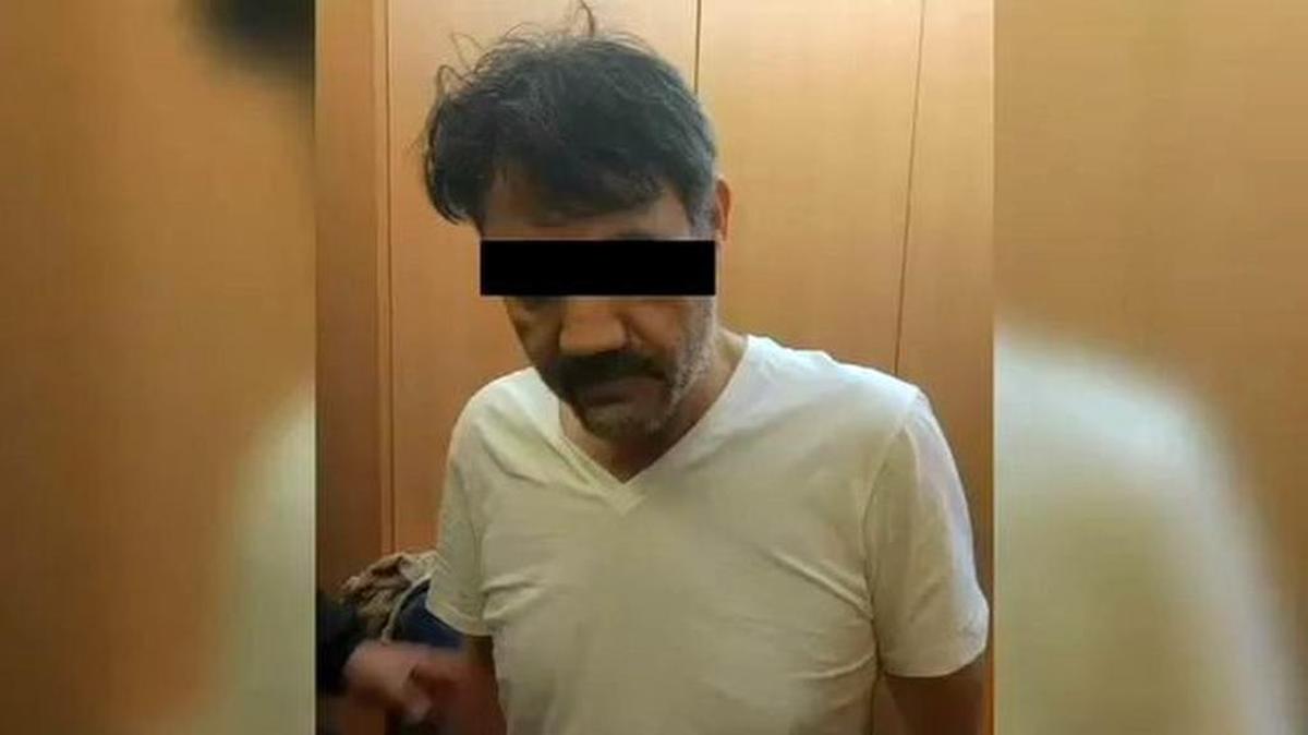 Fotografía distribuida a medios informativos de México que muestra la detención del sucesor de "el Chapo" Guzmán, Dámaso López Núñez, el martes 2 de mayo de 2017, en Ciudad de México (México).