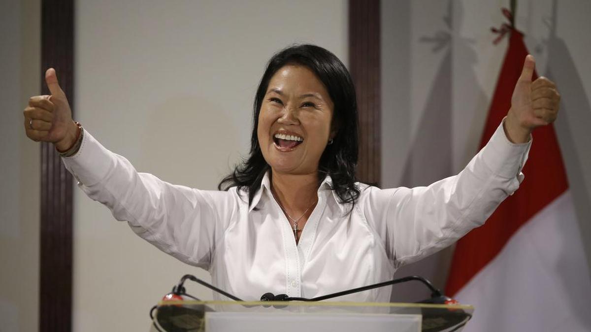 Keiko Fujimori, hija del ex presidente Alberto Fujimori, irá a la segunda vuelta de la presidenciales.