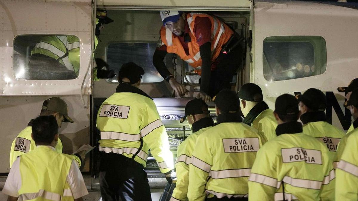 Entre los desaparecidas se encuentra Bertha Murillo, de 45 años, y su hijo Leyner Contreras de 13, quienes iban en un viaje con otros tres familiares, que lograron sobrevivir.