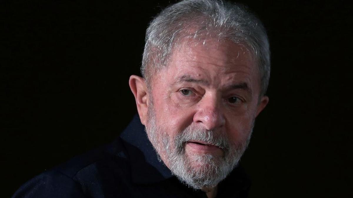 El ex presidente de Brasil Luiz Inácio Lula da Silva fue señalado por uno de los ejecutivos de Odebrecht que aceptó colaborar con la Justicia, quien dijo que la contratista invirtió unos $225,800 en unas obras en una casa de campo que era usada por el ex presidente.