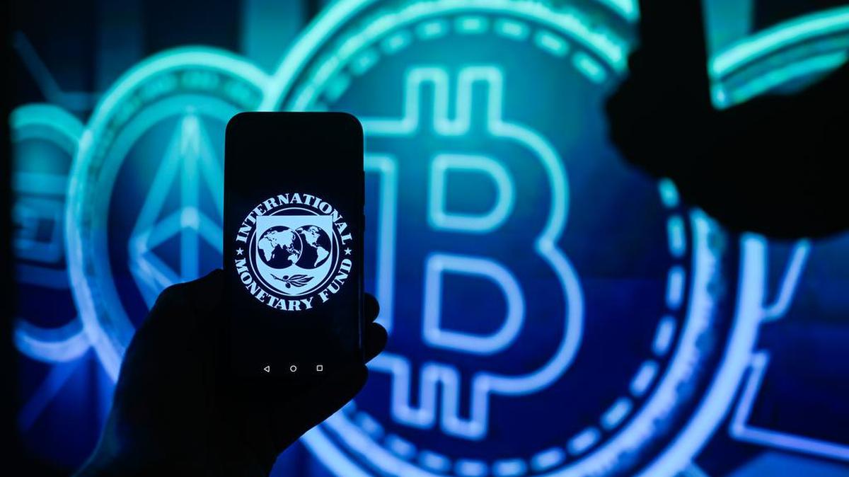 Según el Índice Global de Adopción Cripto 2023, elaborado por Chainalysis, Argentina ocupa el puesto quince en ese ránking mundial, sólo superado entre los países latinoamericanos por Brasil (9) y seguido en la región por México (16) y Colombia (32).