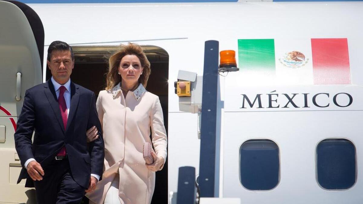 Foto de archivo del presidente de México, Enrique Peña Nieto y la primera Dama, Angélica Rivera.
