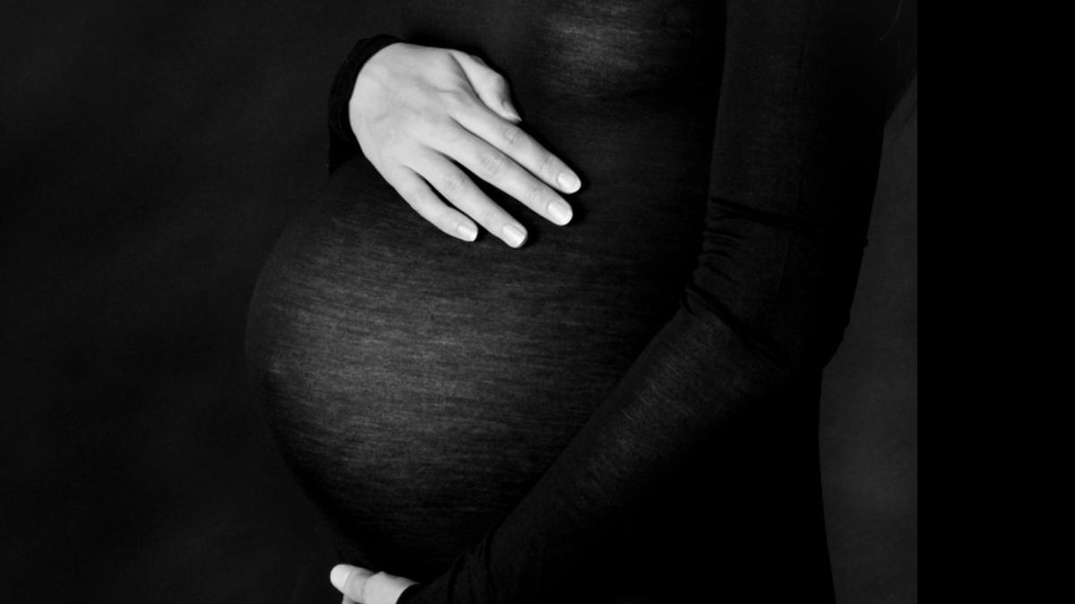 
Una niña de 11 años embarazada que no desea abortar ha generado polémica en Uruguay, luego de que su caso fuera revelado en la prensa local este jueves.


