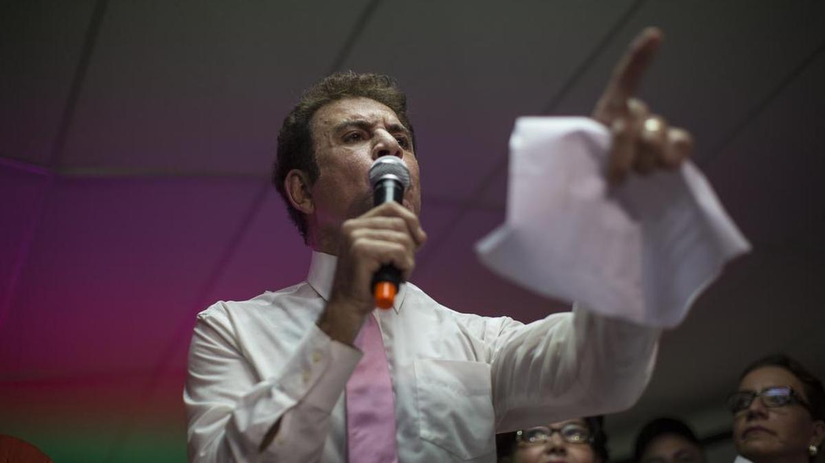 Salvador Nasralla en una conferencia de prensa enTegucigalpa, Honduras, el miércoles 29 de noviembre del 2017.