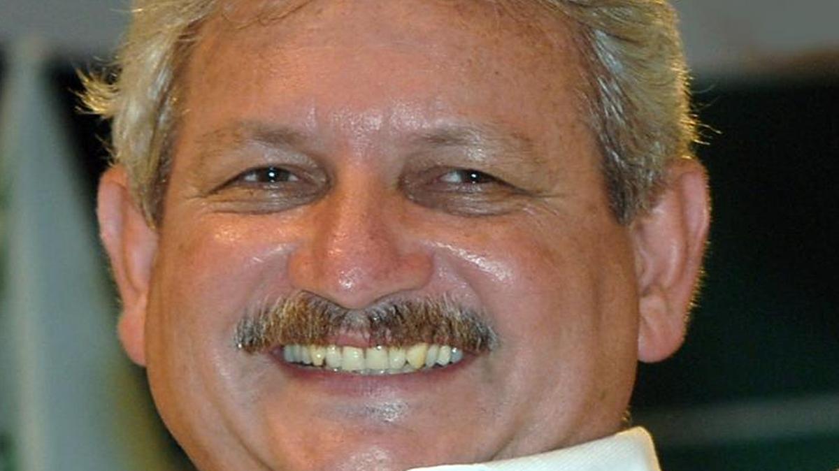 
Rubén Costas 
