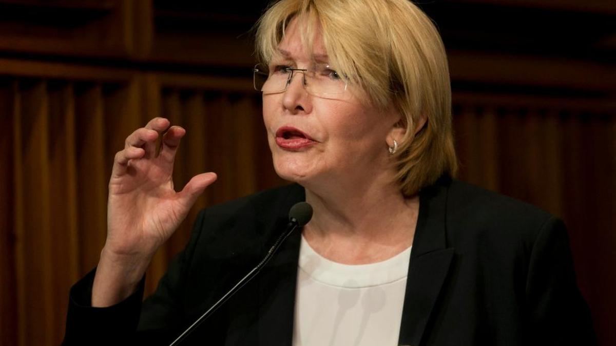 Luisa Ortega Díaz, fiscal general de Venezuela, habla este miércoles durante una conferencia de prensa en su despacho en Caracas.