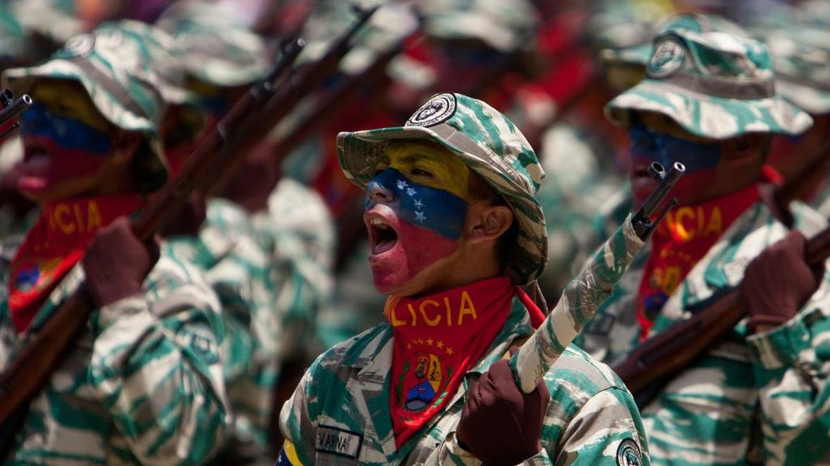 La Milicia Nacional Bolivariana ya cobró fuerza en Venezuela, fortalecida aceleradamente por el gobernante Nicolás Maduro.