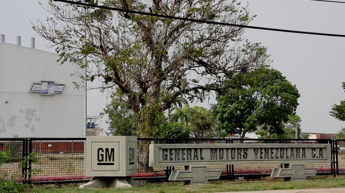 General Motors fue expropiada esta semana por el gobierno de Venezuela, dejando a 2,700 trabajadores sin empleo.