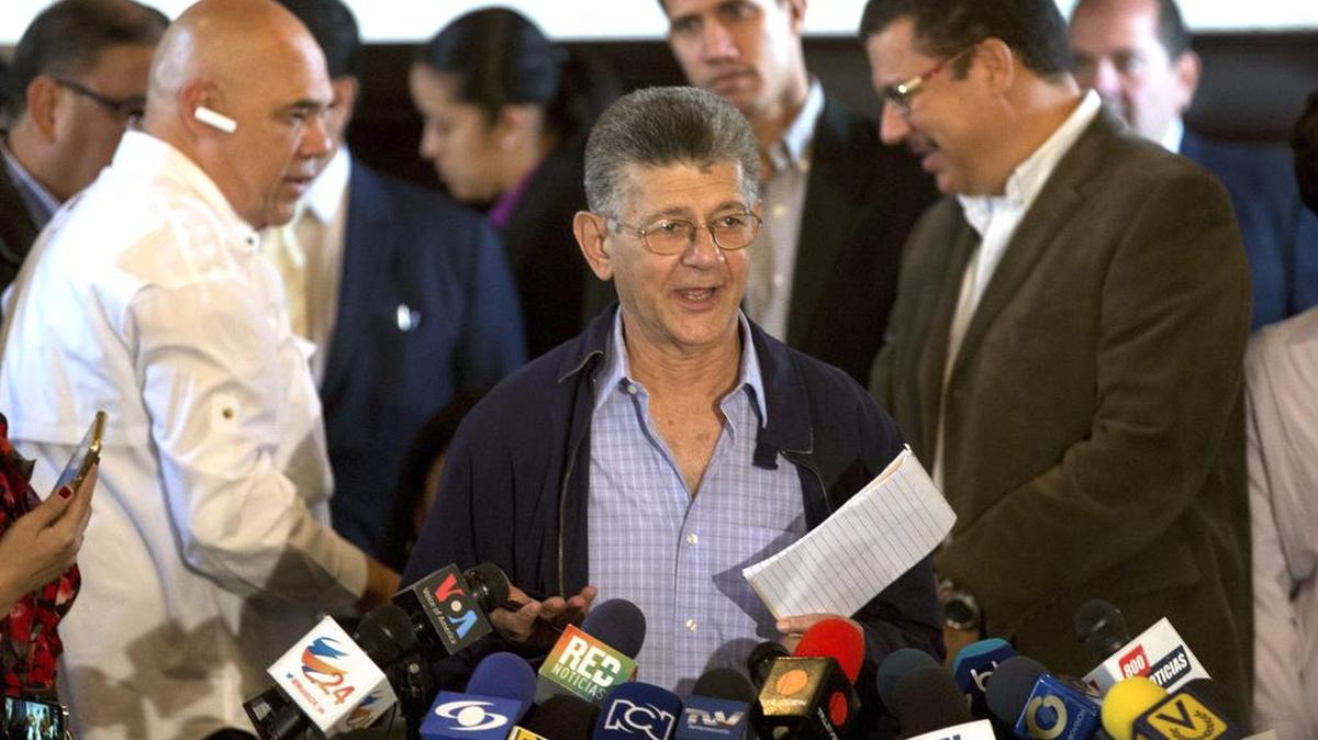 El presidente del Parlamento en Venezuela, Henry Ramos Allup, en una conferencia el viernes en Caracas.