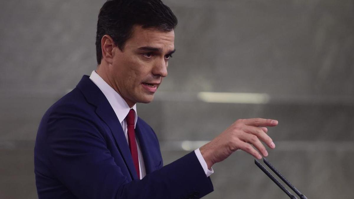Pedro Sánchez, secretario general del PSOE, durante una conferencia de prensa el 10 de noviembre en Madrid.