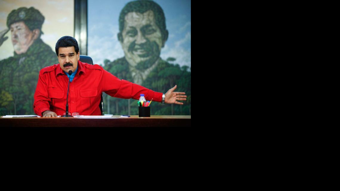 El presidente de Venezuela, Nicolás Maduro, durante su intervención televisiva en la que aseguró que ni derrocándolo podrán salir de la cárcel los opositores de su gobierno.
