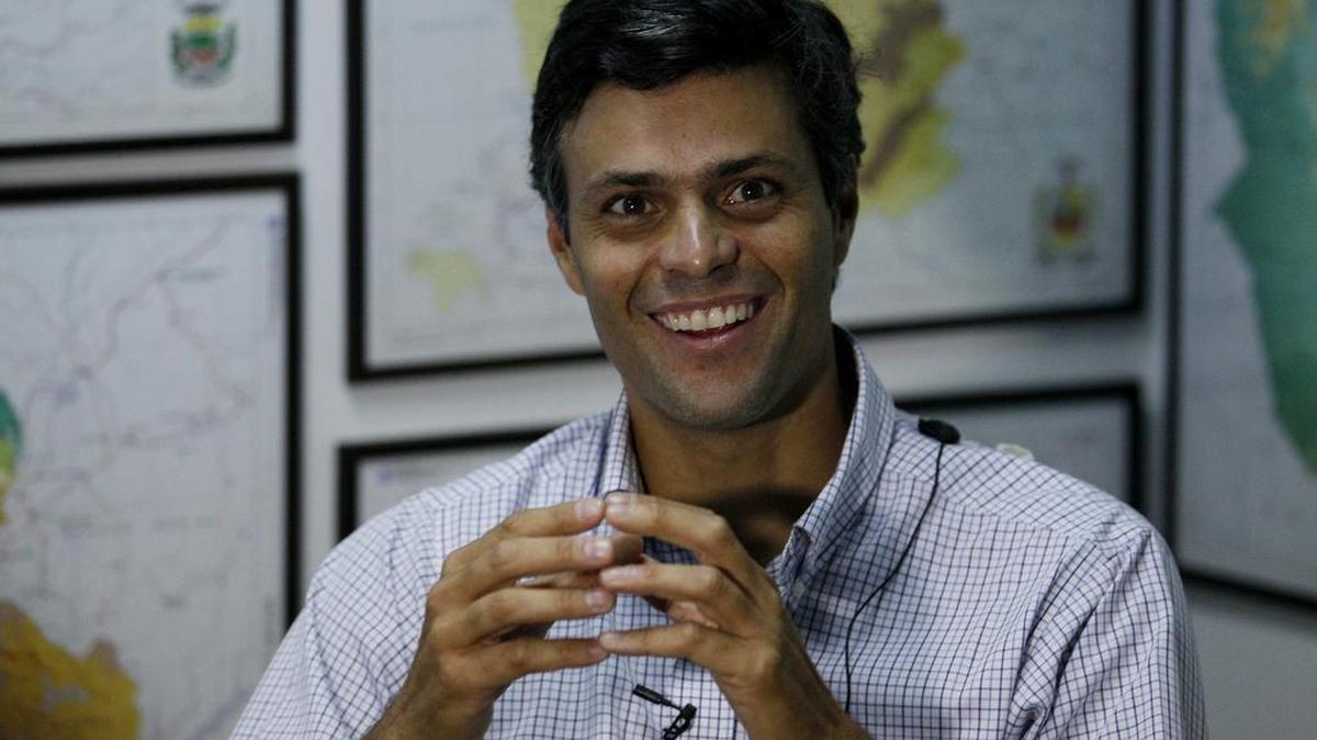 Leopoldo Lopez durante una entrevista en su oficina en Caracas, el 20 de septiembre de 2011.