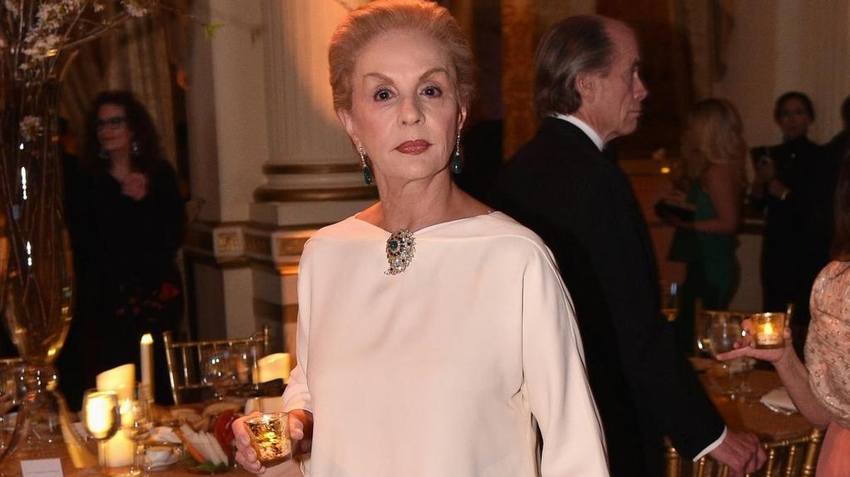 Diseñadora de modas venezolana Carolina Herrera asiste a la ASPCA en el Hotel Plaza el 20 de abril de 2017 en la ciudad de Nueva York.