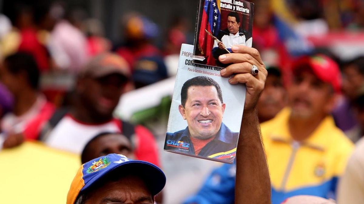 Simpatizantes del gobierno de Nicolás Maduro participan en una concentración oficialista el martes 23 de mayo de 2017, en Caracas.