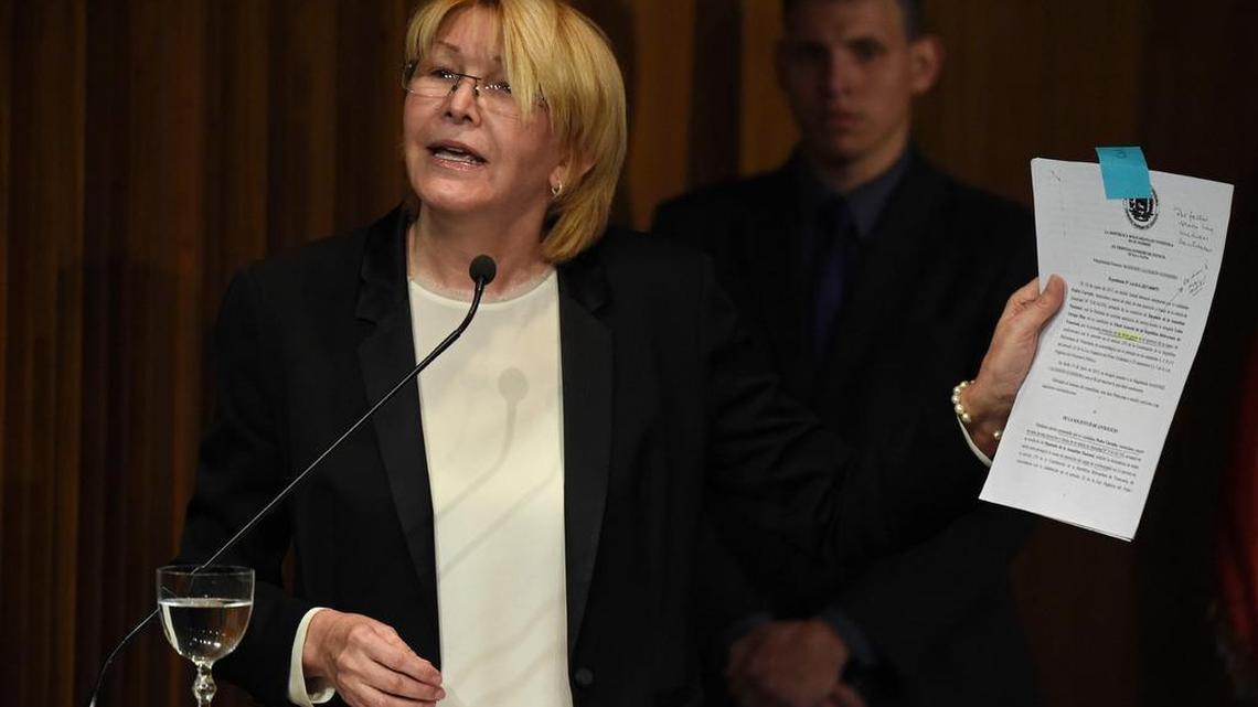 La Fiscal General de la República, Luisa Ortega, ofrece una conferencia de prensa en la sede del Procurador General en Caracas, el 4 de julio de 2017.