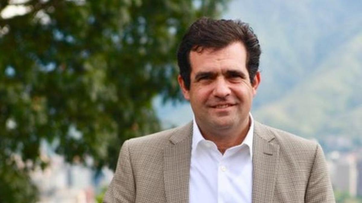 Alfredo Romero es director ejecutivo de Foro Penal Venezolano, un grupo que monitorea las detenciones por motivos políticos en Venezuela. El jueves recibirá el prestigioso Premio Robert F. Kennedy de Derechos Humanos.