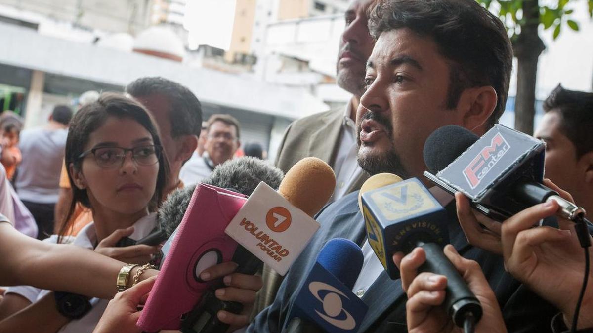 Roberto Marrero is the chief of staff of Venezuela’s Interim President Juan Guaido. He was detained on Thursday in a predawn raid. Here, he talks to the press in an August, 2015, photograph.