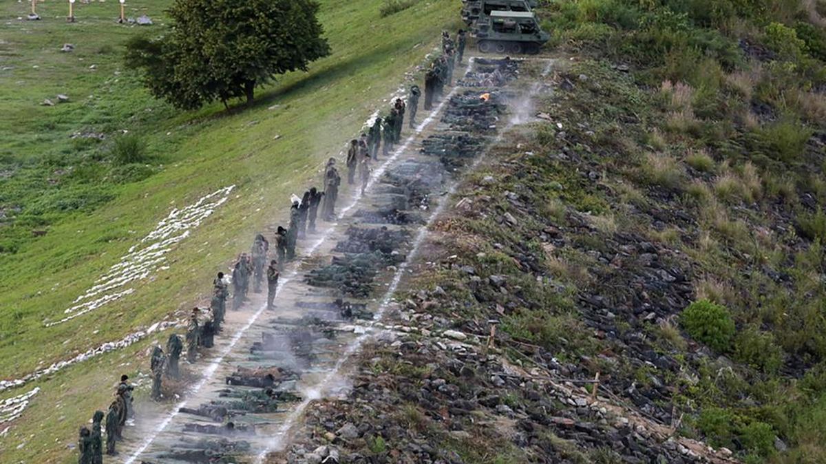 Francotiradores del Ejército venezolano durante los ejercicios militares en Caracas el 26 de agosto de 2017.