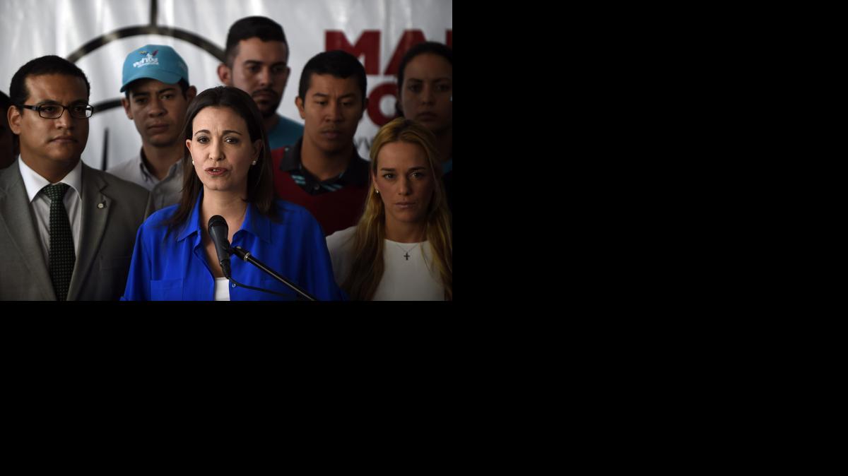 
La diputada opositora María Corina Machado en conferencia de prensa en Caracas el 27 de noviembre.
