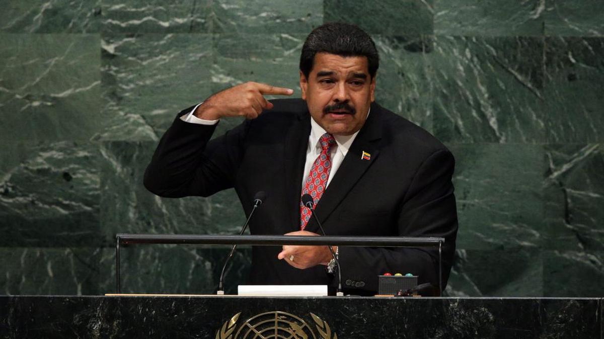 
El presidente de Venezuela Nicolás Maduro habla hoy, martes 29 de septiembre de 2015, durante la Asamblea General de la ONU en su sede en Nueva York (Estados Unidos). 
