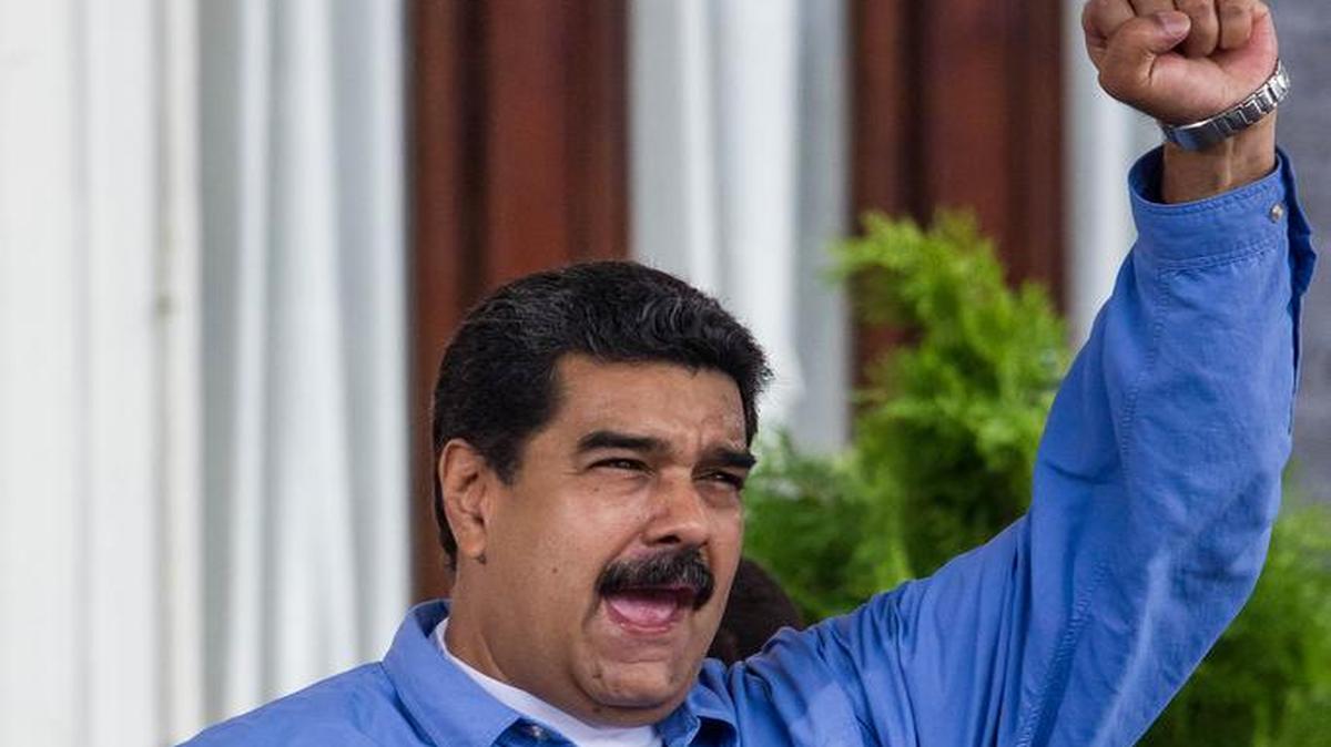 El presidente de Venezuela, Nicolás Maduro, participa en un acto de Gobierno el lunes 21 de noviembre de 2016, en Caracas (Venezuela).
