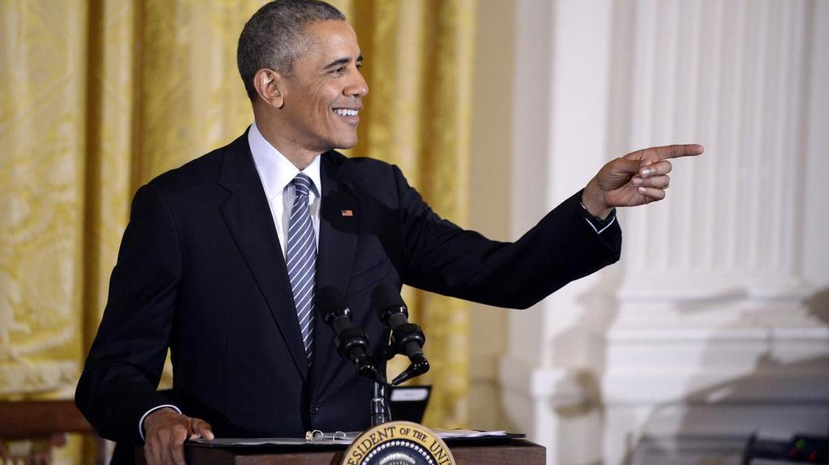 El presidente de EEUU, Barack Obama, habla el lunes en la Casa Blanca. Obama en una entrevista con cadena CNN en Español, dijo estar preocupado por el estado de la economía de Venezuela.