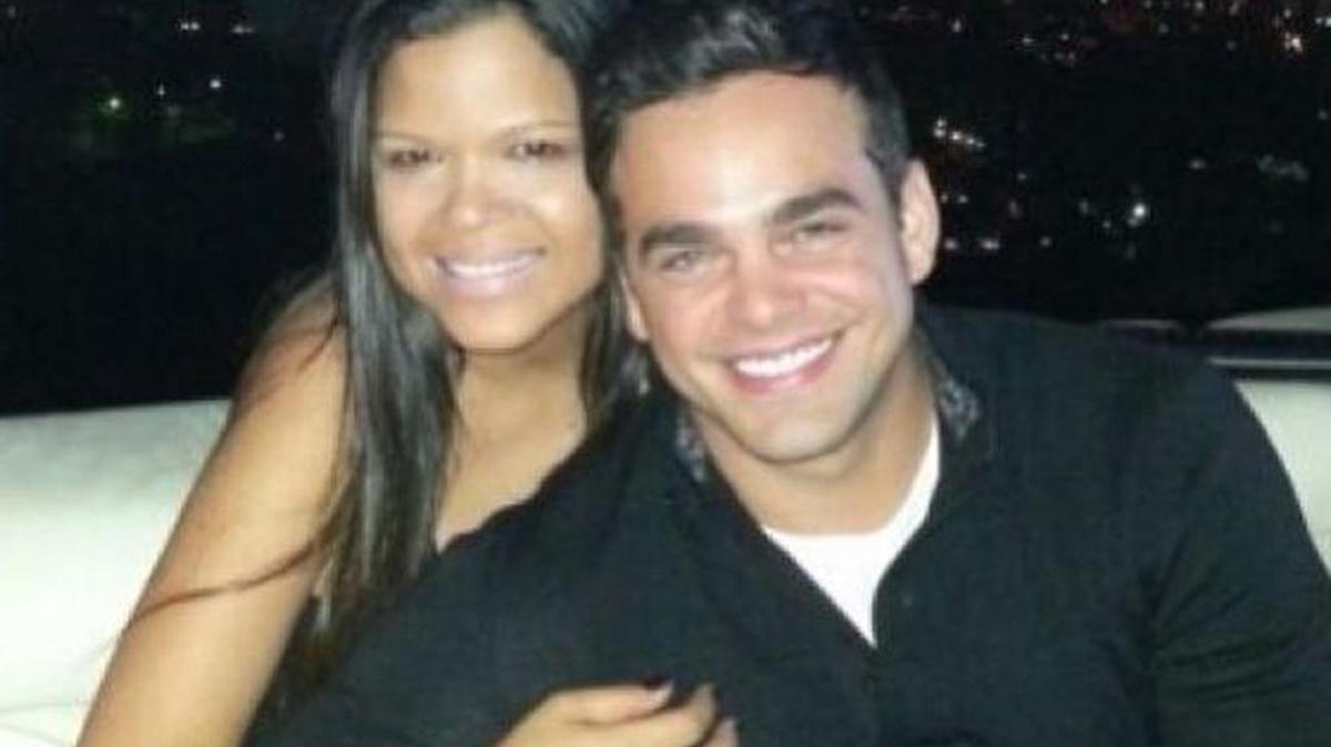 El actor Manuel Sosa con María Gabriela Chávez.