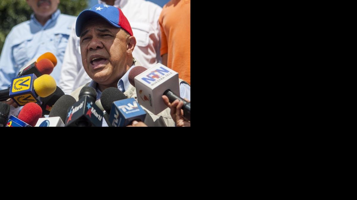 
El secretario general de la Mesa de la Unidad Democrática (MUD), Jesús Torrealba, participa en un acto el viernes 23 de enero del 2015, en el barrio Petare de Caracas.