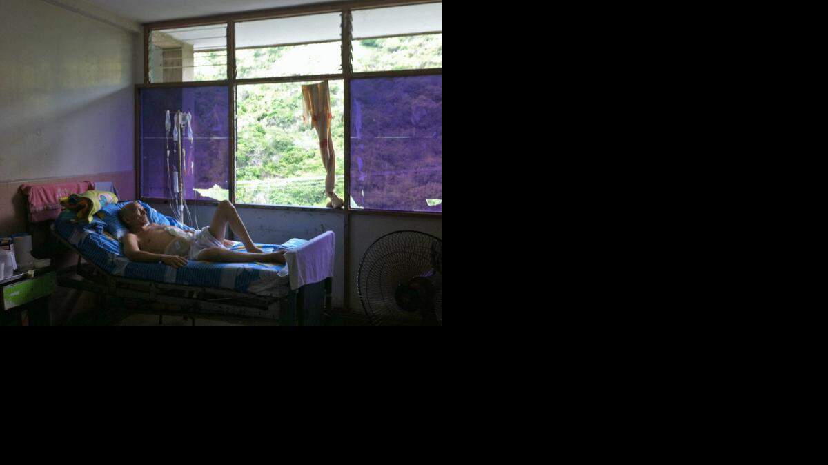 
Un paciente descansa en el Hospital Central de Maracay, Venezuela, en esta foto de archivo del octubre del 2013.
