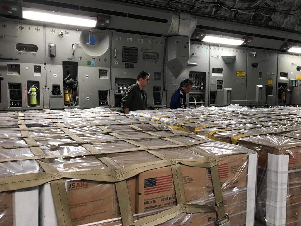 EEUU envía desde Miami más ayuda humanitaria para los venezolanos