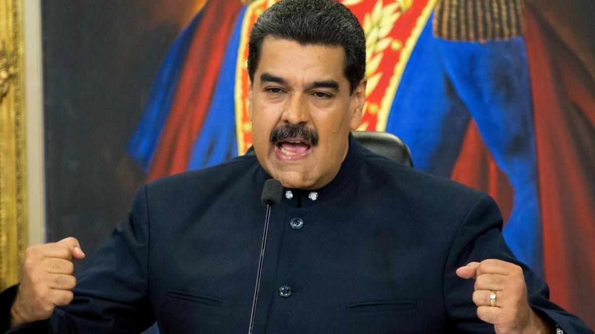 El gobernante venezolano Nicolás Maduro habla en el palacio de Miraflores, en Caracas, el 17 de octubre.