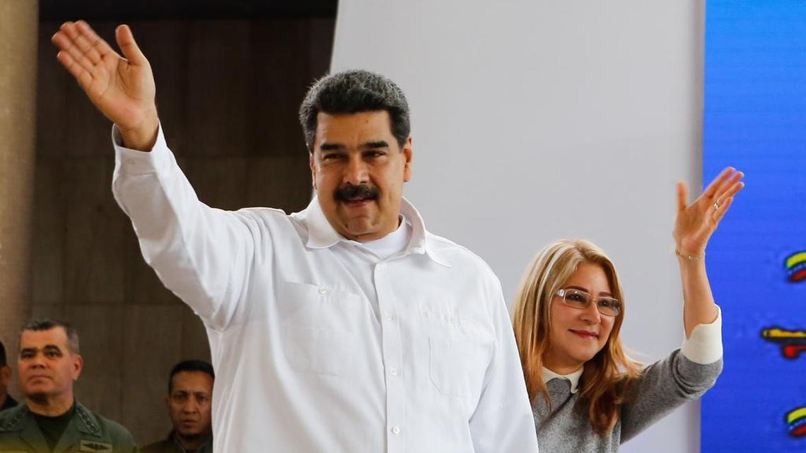 Nicolás Maduro, gobernante de Venezuela, y su esposa, Cilia Flores, durante un evento en Caracas el 25 de septiembre del 2018.