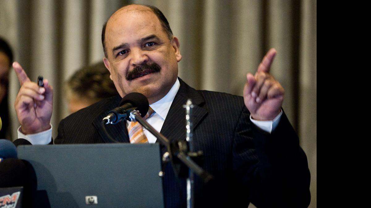 
El presidente del Banco Central de Venezuela,Nelson Merentes, habla en el 2010 en una conferencia de prensa en Caracas. 
