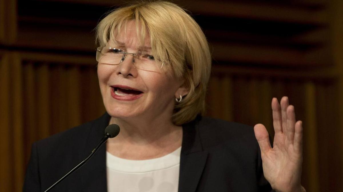 La fiscal general de Venezuela, Luisa Ortega Díaz, habló durante una conferencia de prensa en su oficina en Caracas, Venezuela, el martes 25 de abril de 2017.