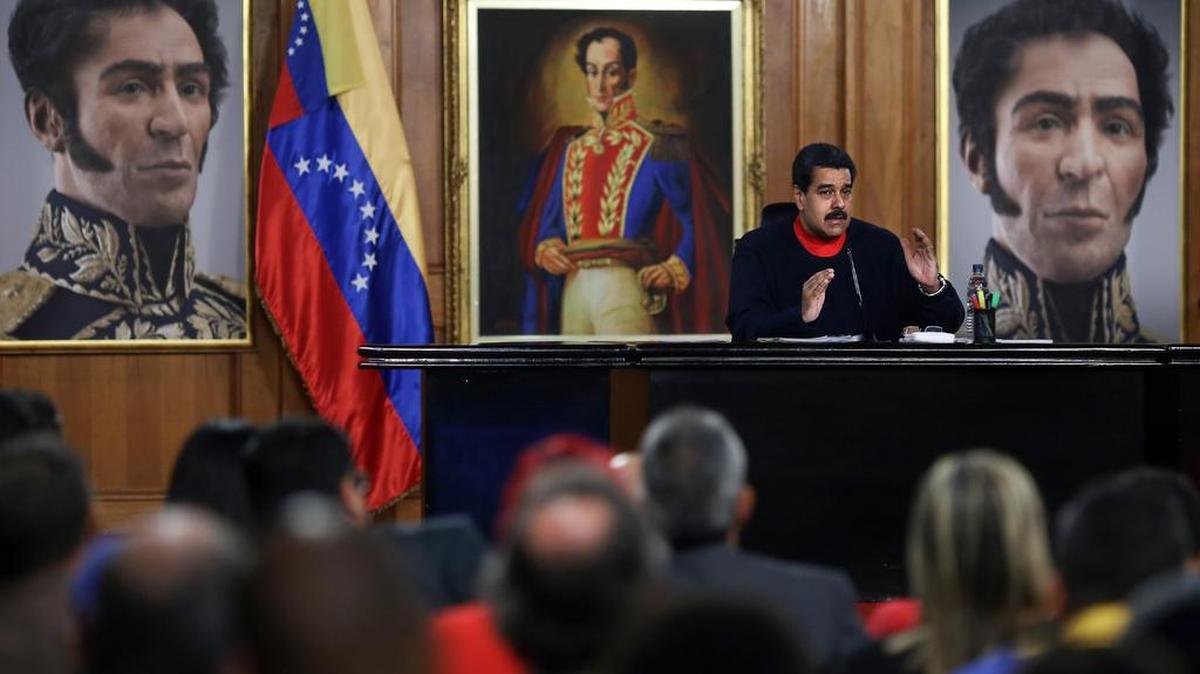 El presidente de Venezuela, Nicolás Maduro, convocó este martes a los diferentes sectores de la sociedad venezolana a participar en un “gran congreso nacional” a partir de la segunda quincena de enero, con el objetivo de lograr el “renacimiento del bolivarianismo” en el país caribeño.
