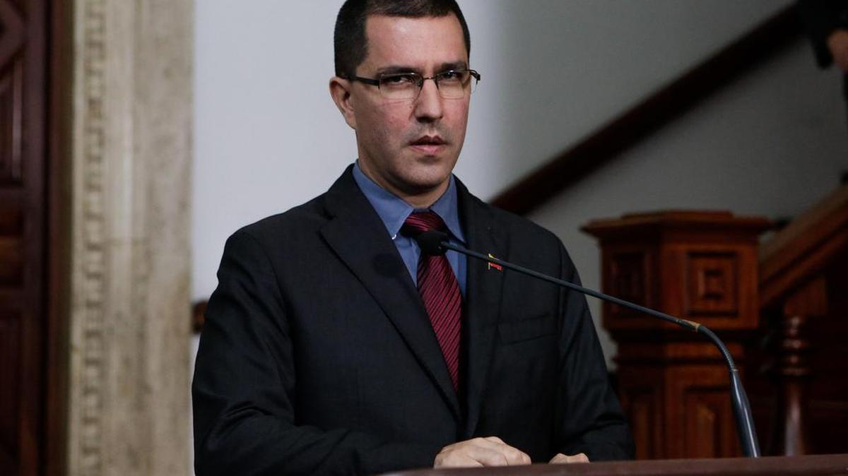 El canciller de Venezuela, Jorge Arreaza, da declaraciones a la prensa el lunes 4 de septiembre de 2017, en Caracas (Venezuela).