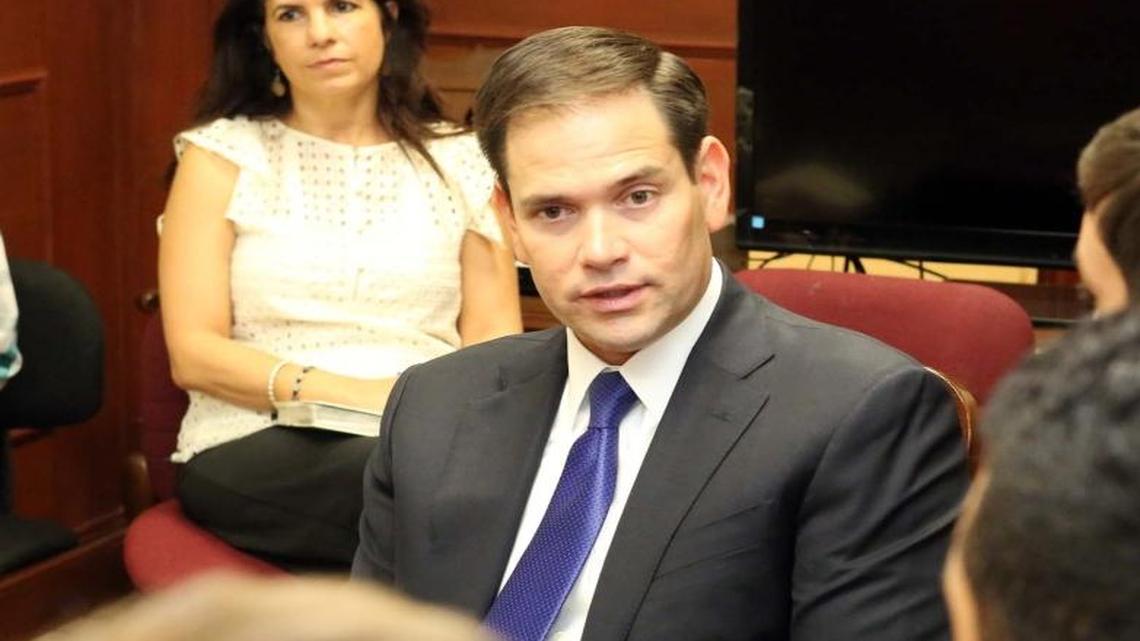 El senador Marco Rubio recibió el viernes 27 de mayo del 2016 a un grupo de estudiantes venezolanos en su oficina en Doral.