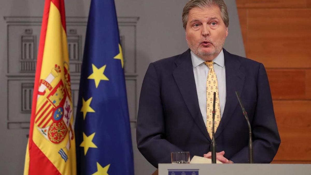 El ministro portavoz del Gobierno, Íñigo Méndez de Vigo, en rueda de prensa en el Palacio de la Moncloa, Madrid, el 6 de julio de 2017.