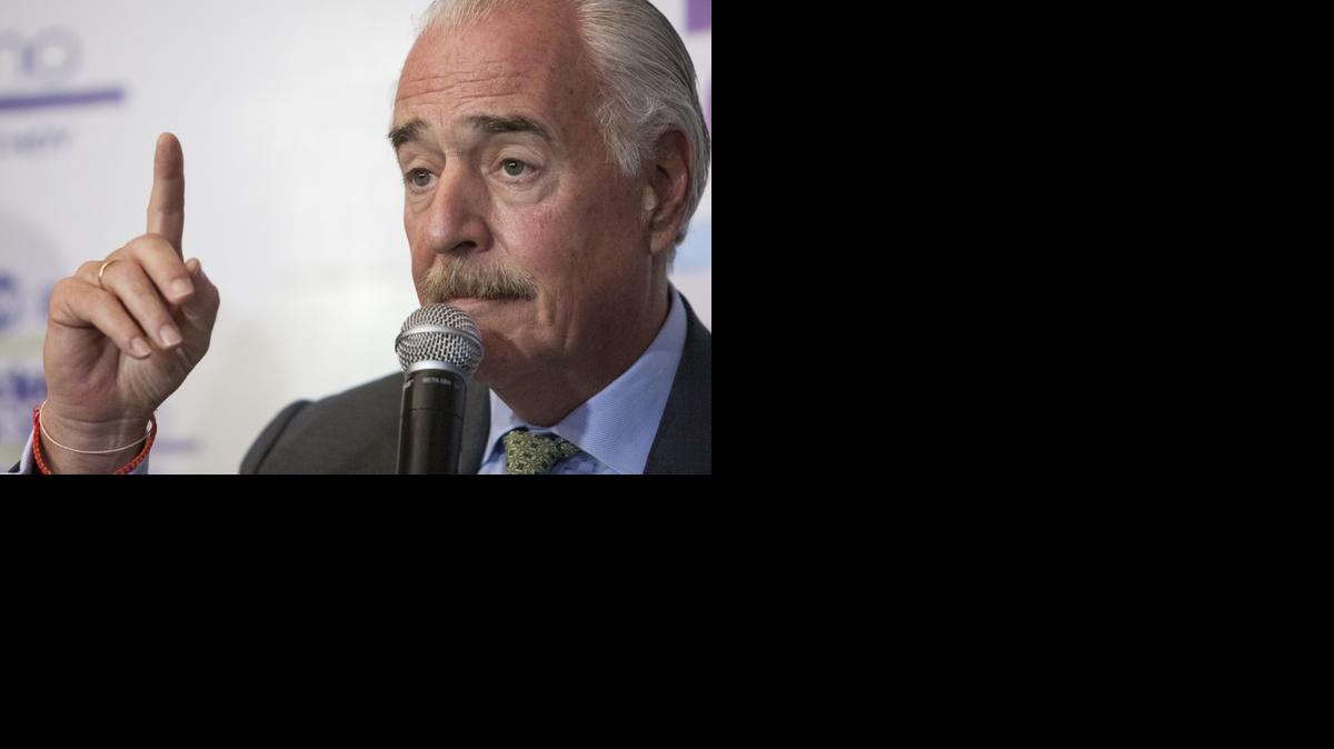 
El ex presidente de Colombia Andrés Pastrana expresó que lamenta que América Latina haya abandonado a Venezuela en momentos que está pasando por una grave crisis económica y política. 
