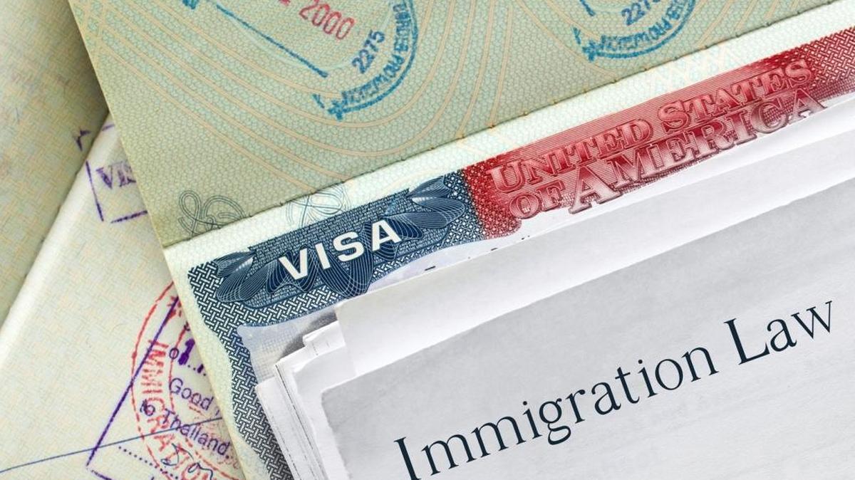 La embajada de EEUU en La Habana advirtió a cubanos las consecuencias de violar ciertas reglas para obtener visas o mantenerlas.