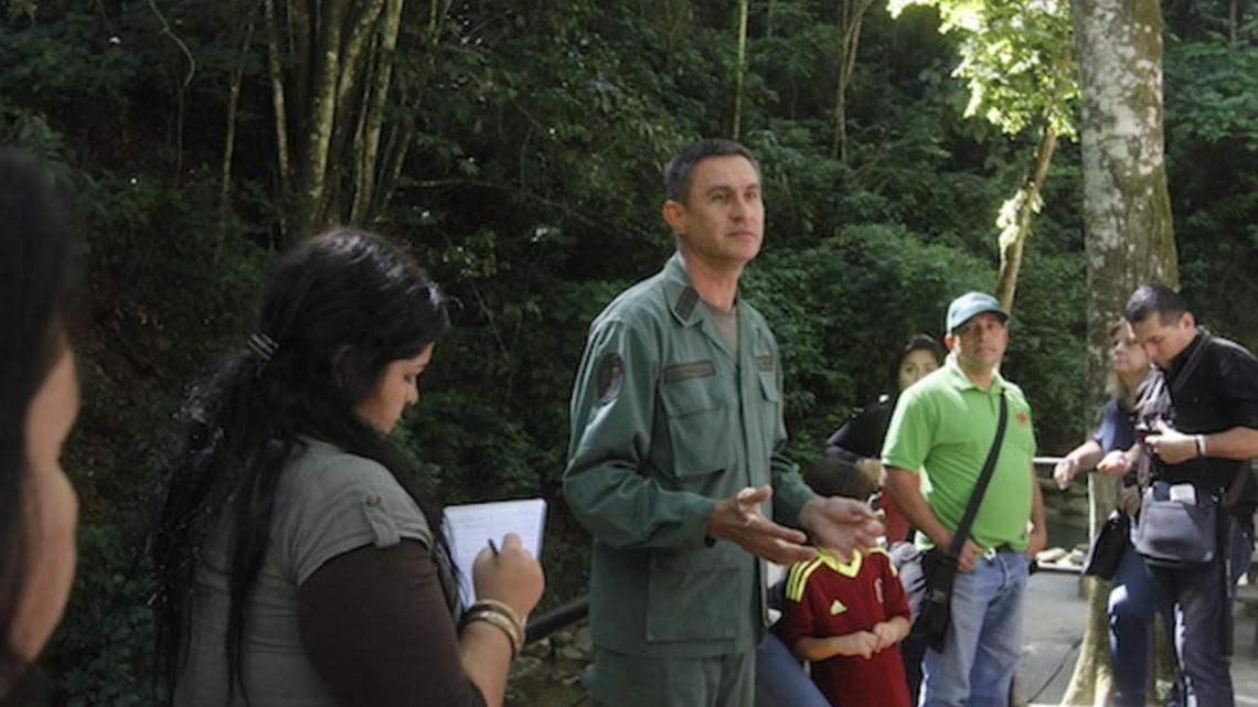 
El coronel José Martín Raga, en el evento con la prensa donde ofreció la entrevista a la revista Newsweek.
