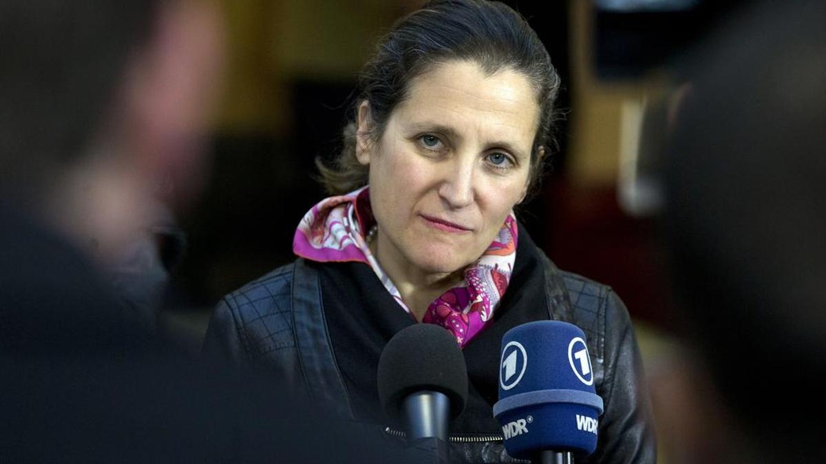 Chrystia Freeland, ministra de Relaciones Exteriores de Canadá, anunció el lunes que el embajador venezolano ya no es “bienvenido” en su país y declaró al encargado de negocios de Venezuela “persona non grata”.