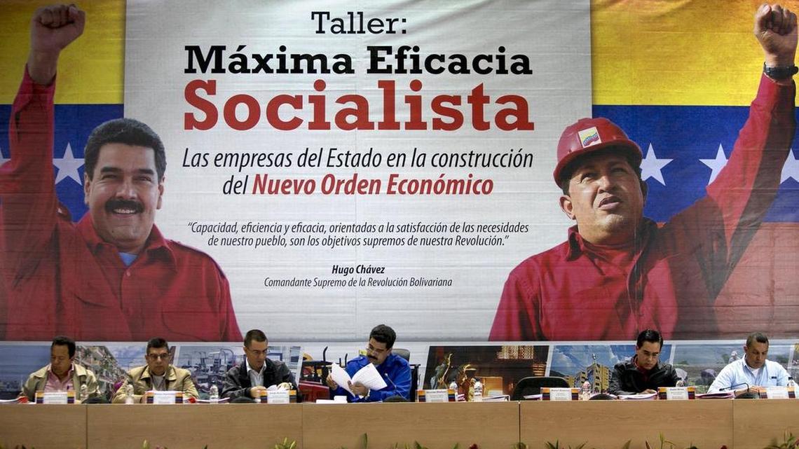 En 2014, en la sede principal de PDVSA en Caracas, el mandatario Nicolás Maduro organizó un taller para fomentar la eficiencia de las empresas estatales. Su propio régimen ha denunciado a exaltos mandos de la estatal petrolera por corrupción
