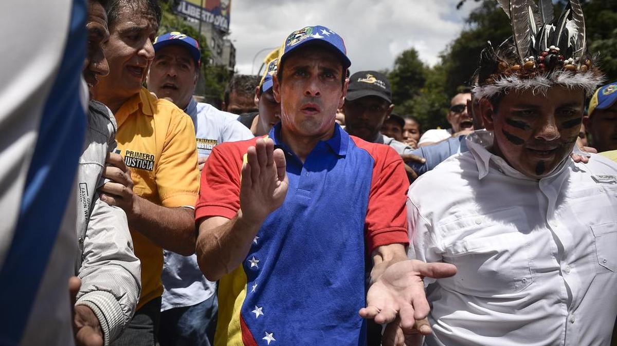 Henrique Capriles propuso este miércoles realizar una marcha hacia la sede del Consejo Nacional Electoral (CNE) en Caracas.