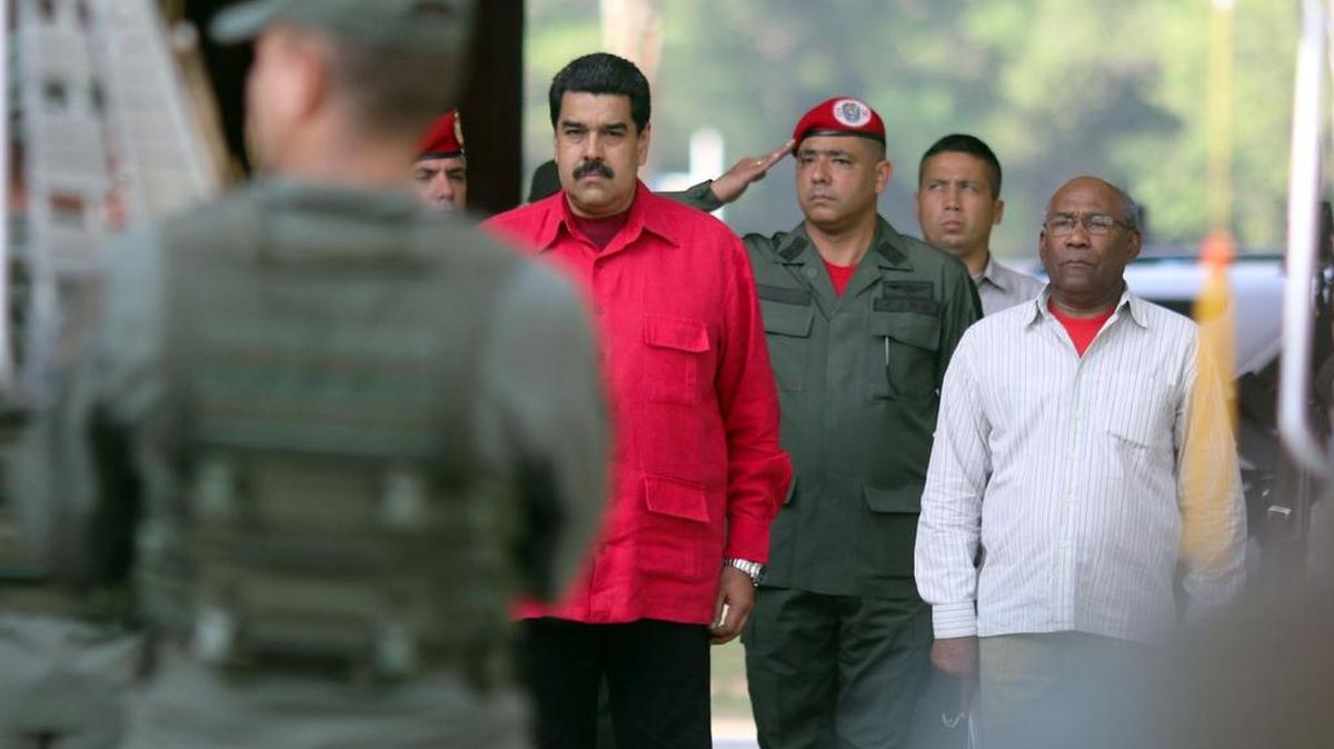 El líder del chavismo aseguró que los trabajadores petroleros apoyan su gobierno y le indicaron que si se libra un “Golpe Parlamentario” en el país, no despacharán crudo.